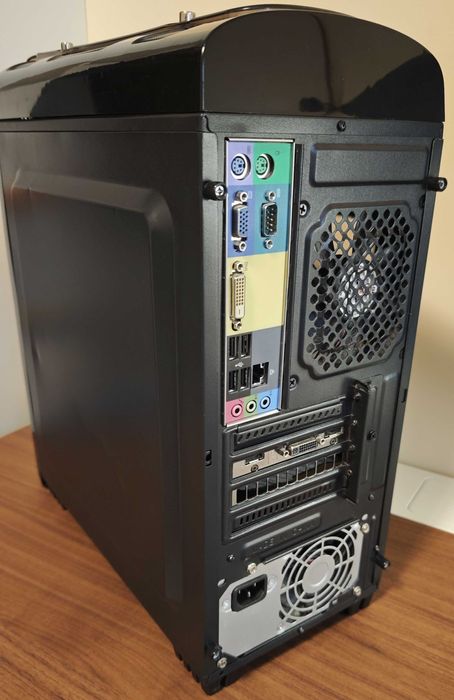PC Gaming, i5-4590, 16GB RAM, SSD 120GB+HDD, Nvidia GTX 750 Ti, Win11