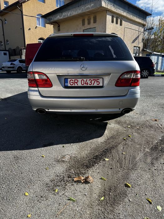 Mercedes-Benz E Class W211 320CD E Class W211 320CD