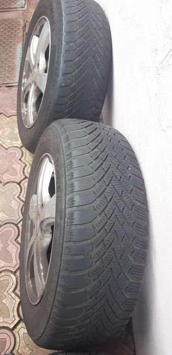 Vând jante de magneziu cu cauciucuri de iarna