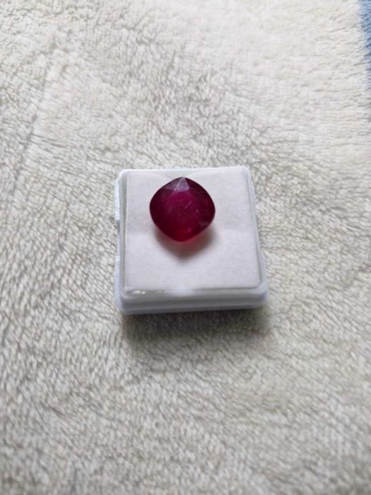 Natural Ruby (Натуралний рубин)