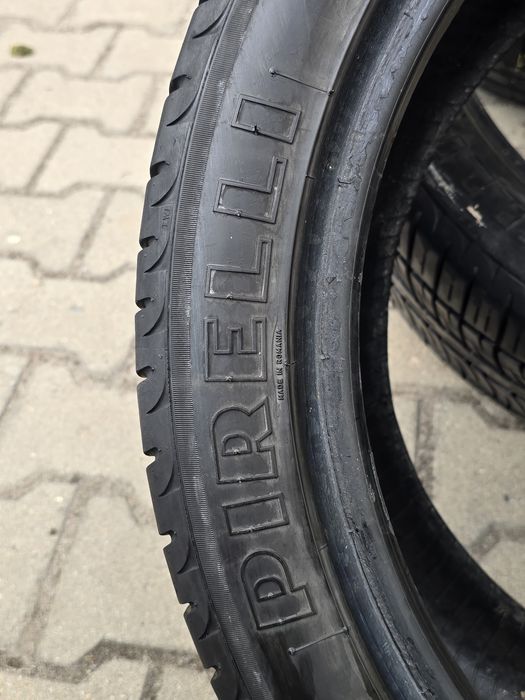 275 40 20 Pirelli 2 бр.