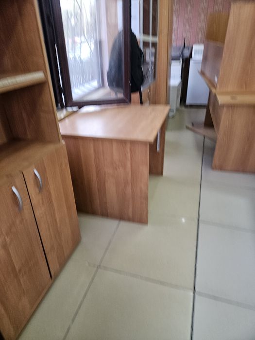 Столы слломанные