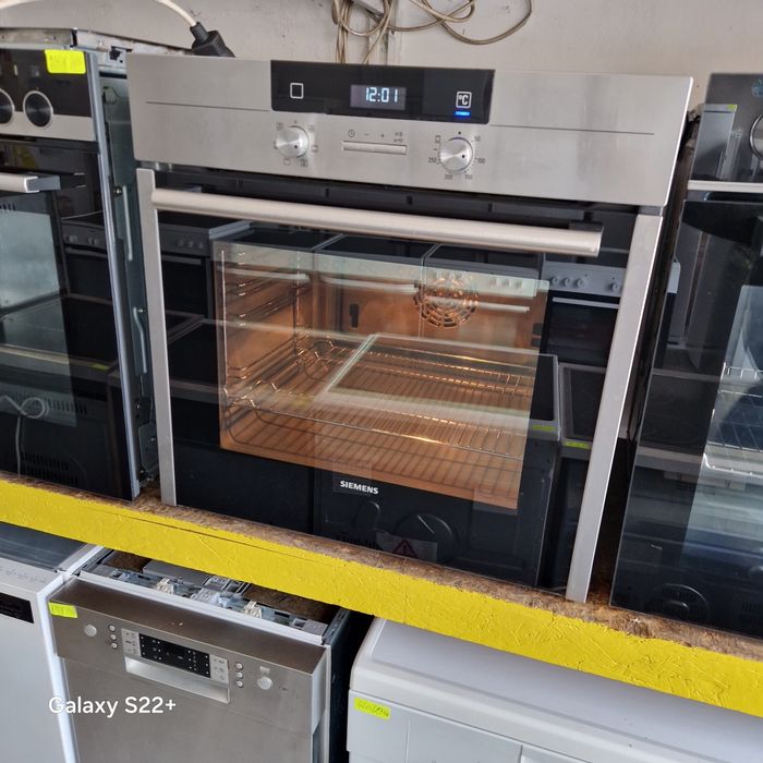 Фурна за вграждане SIEMENS