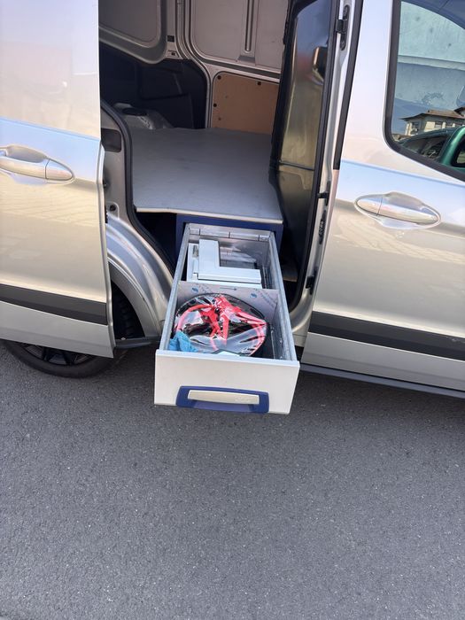 Ford transit courier