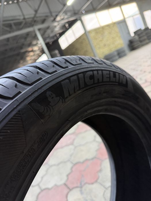 235/55/19 летние