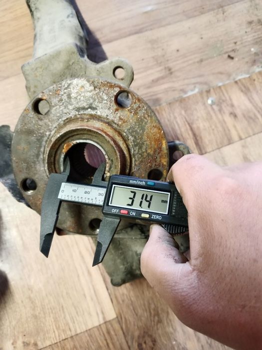 Продам запчасти на Ауди а6с5