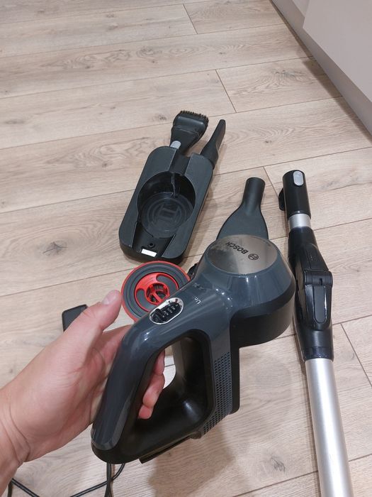 Продам пылесос бош