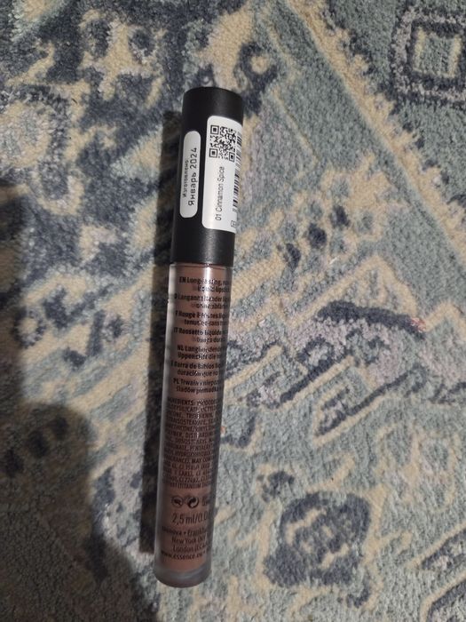 Матовая помада essence 01 Cinnamon Spice