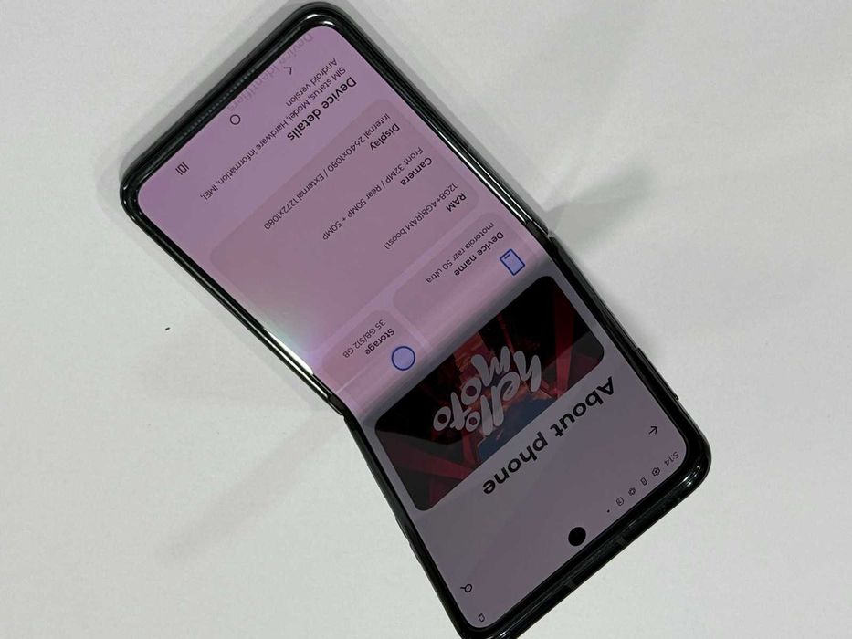 Motorola Razr 50 Ultra – 512GB