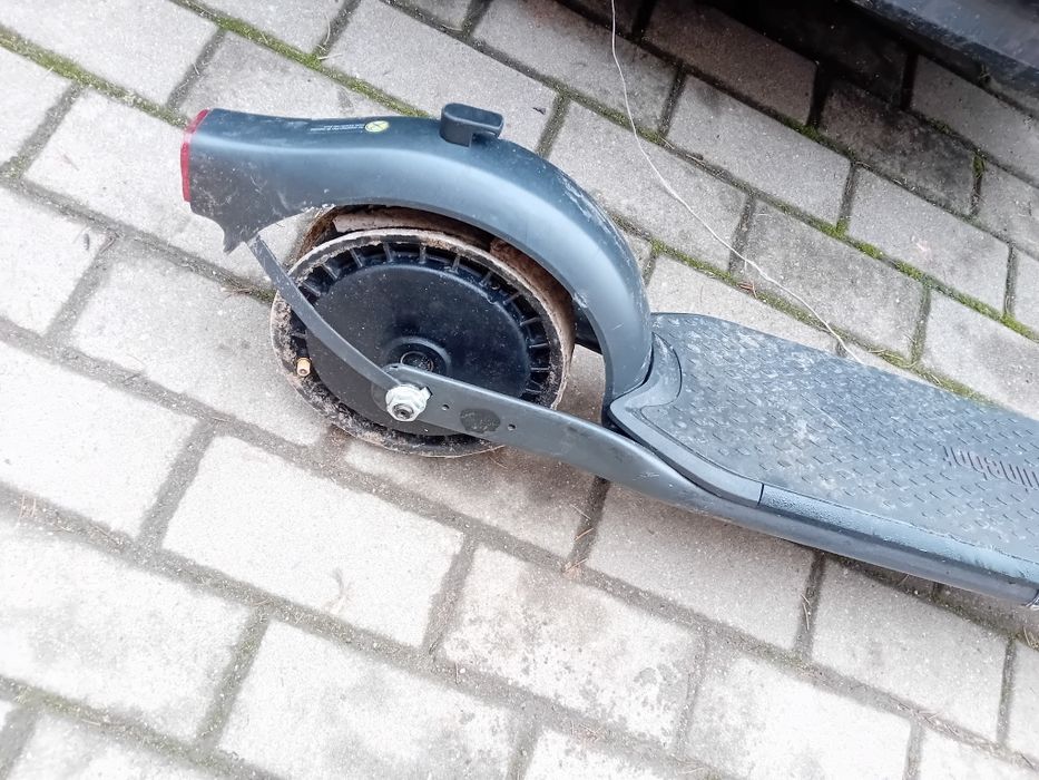 De vânzare trotineta