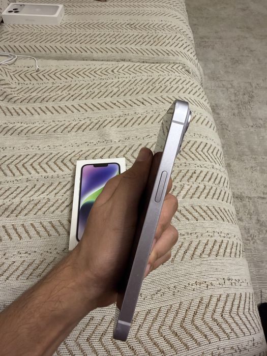 iPhone 14 128 GB в идеальном состоянии