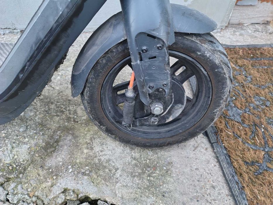 Електрическа тротинетка Segway-Ninebot E2 Pro