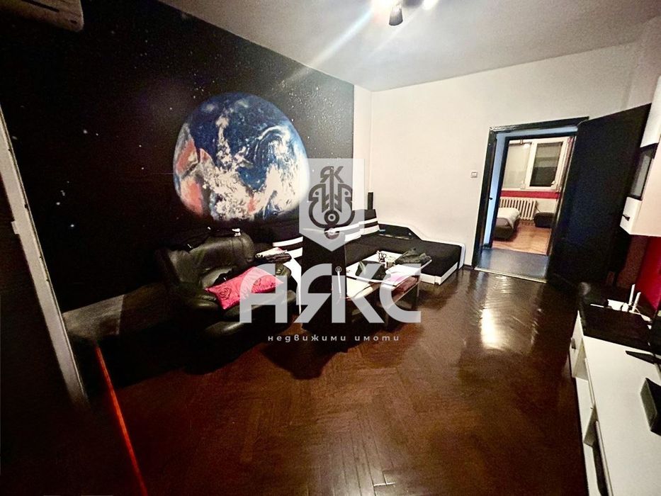 Продава се Двустаен апартамент в София, Красна поляна 1 - 65 кв.м за 2770 €/кв.м - Снимка #1