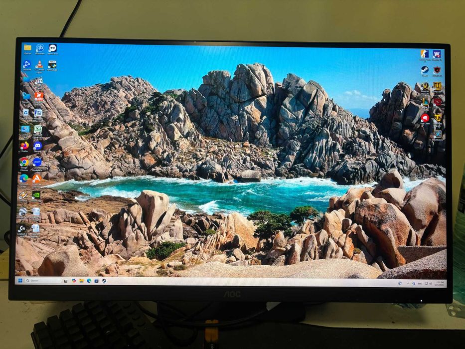 Настолен Гейминг компютър + монитор (AMD RYZEN 7, Msi Nvidia GeForce RTX 5070) + 24м. гаранция