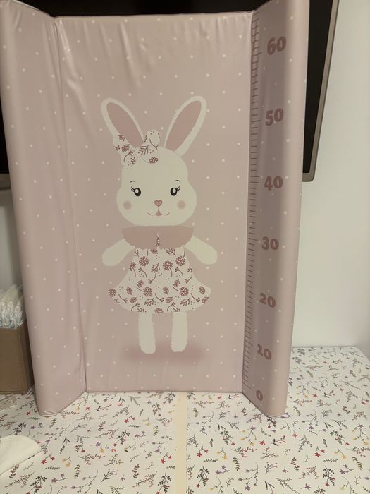 Vând masă înfasat bebe