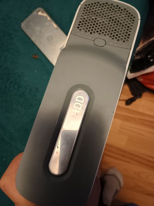 Va salut la vanzarr xbox 360