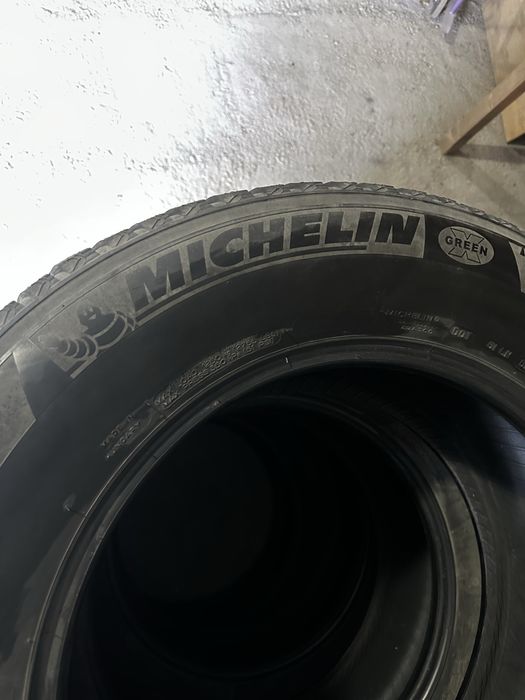 Шины зимние Michelin 4шт