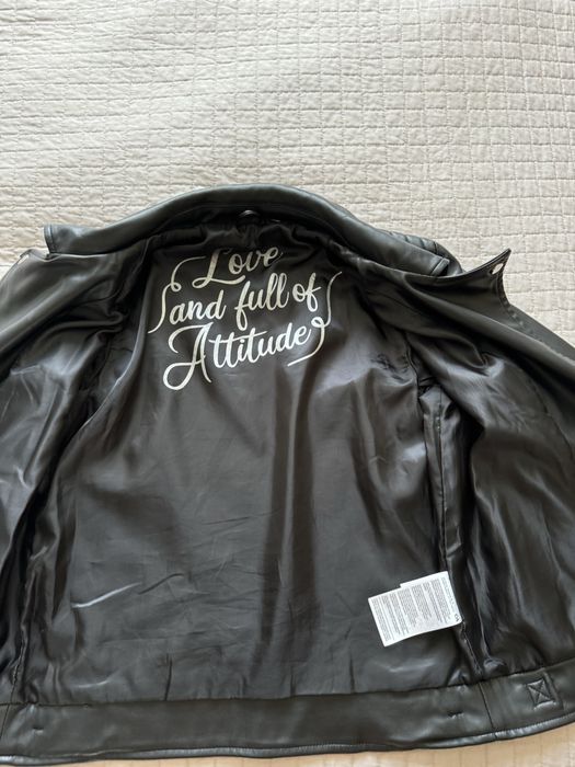 Продам новую кожанку