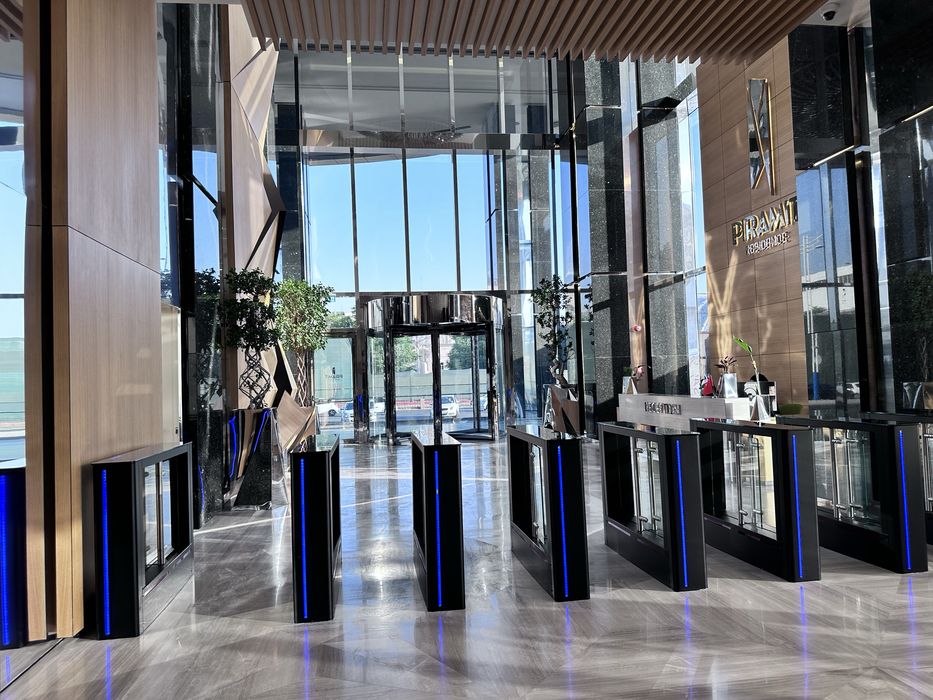 Недорого Срочно продается!!! ЖК Piramit Tower 65м2 2х ком квартира