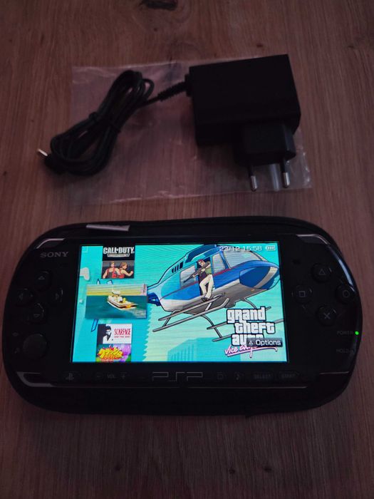 Jucărie PSP Sony 3004 modat 32gb Sandisk cu adaptor stare impecabila