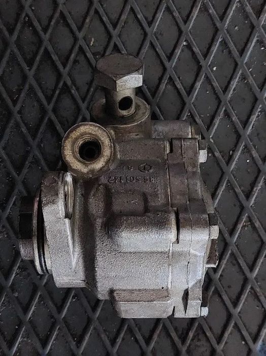 pompa servodirectie iveco daily 7683955126 2.8  1998 1999 2000 2001 2002 2003 2004 2005