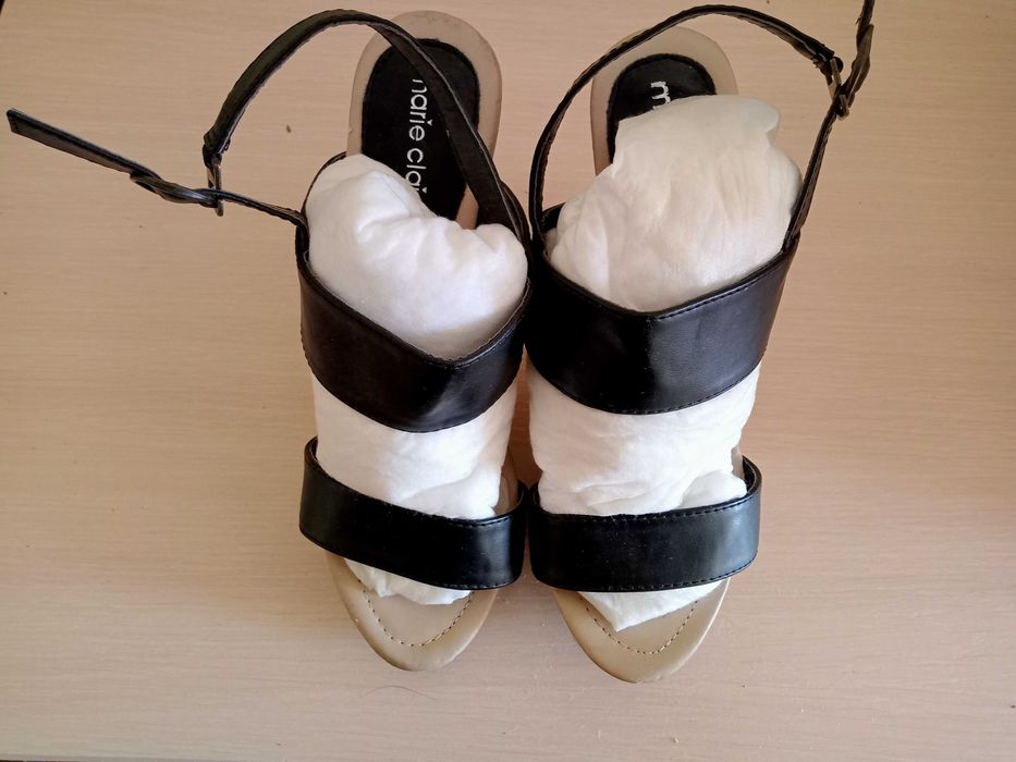 Басаножки на платформе