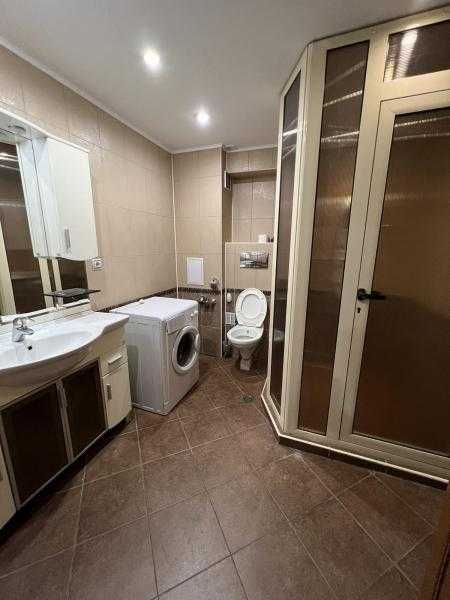 Луксозен, двустаен апартамент в Лазур!