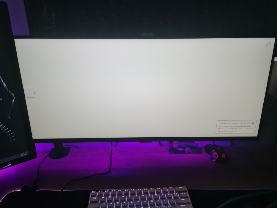 Monitor LED 34'' Samsung ViewFinity S5 100hz - ( pixel mort )