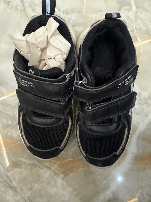 Детская обувь кроссовки