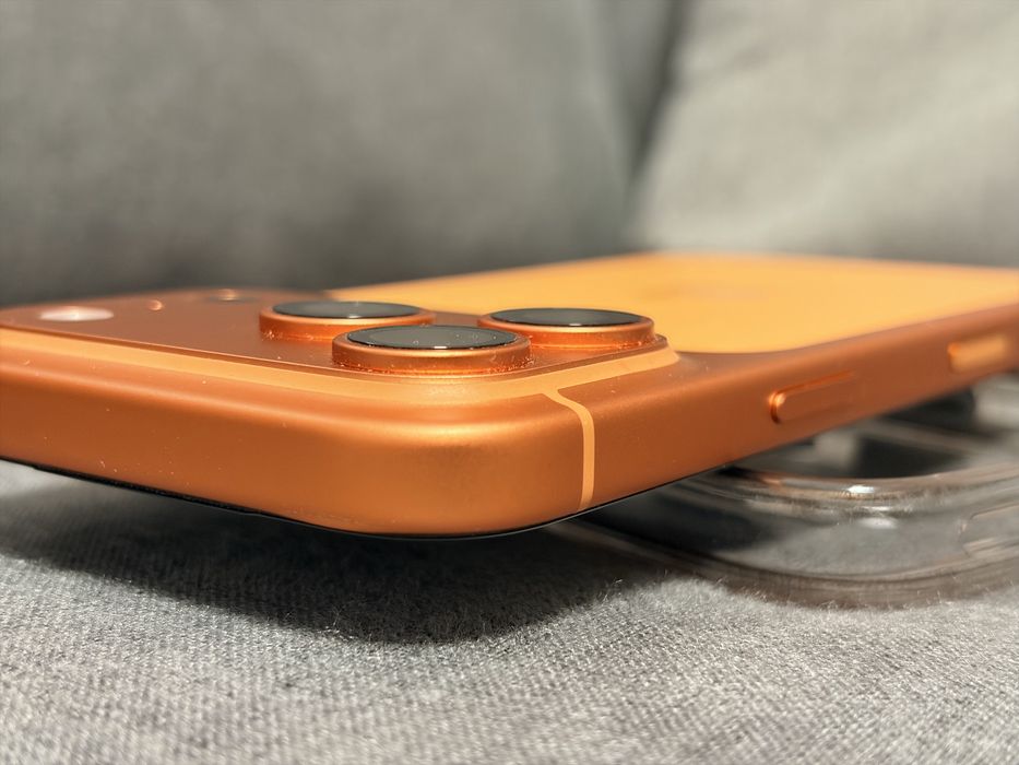 Iphone 17 pro 256gb cosmic orange 100% battery