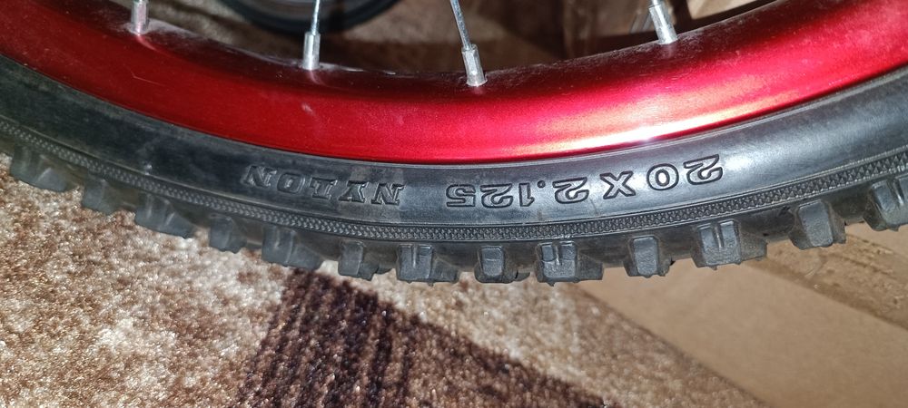 Детско колело продавам.