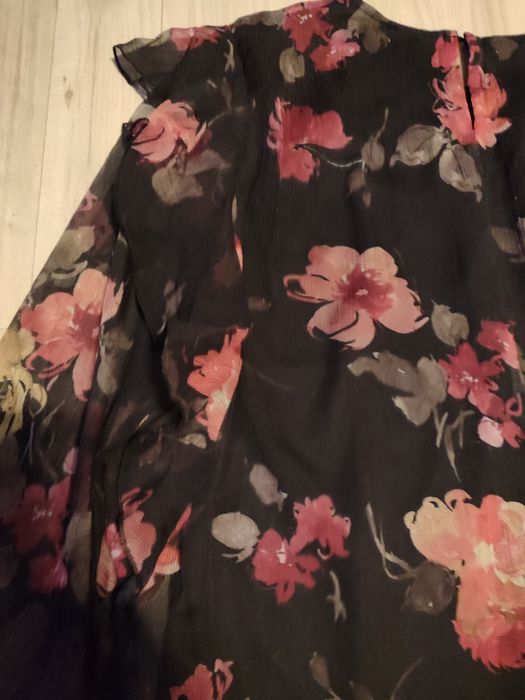 Дамски ризи, Кенсол, Юнона