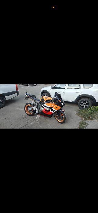 Honda repsol 1000