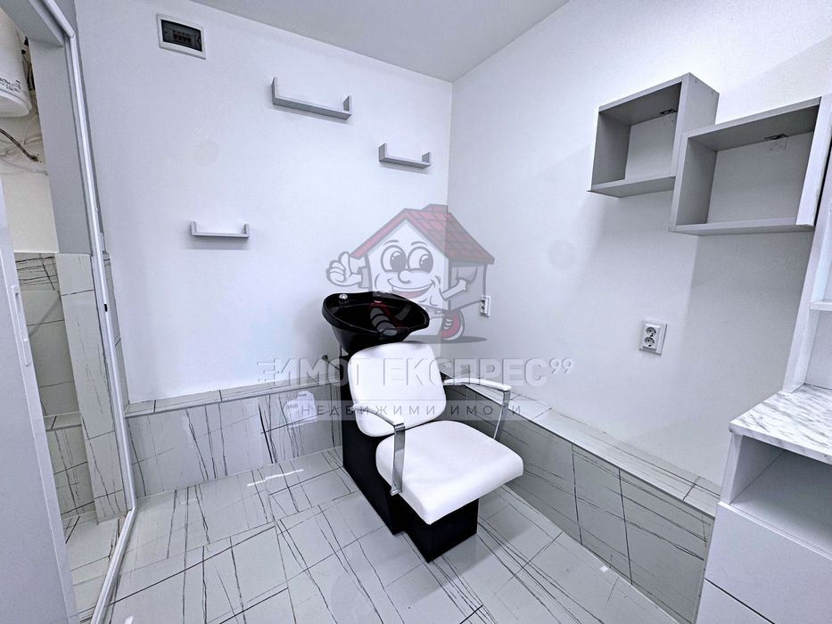 Дава се под наем  в Асеновград -  кв.м за 142.8 € - Снимка #2