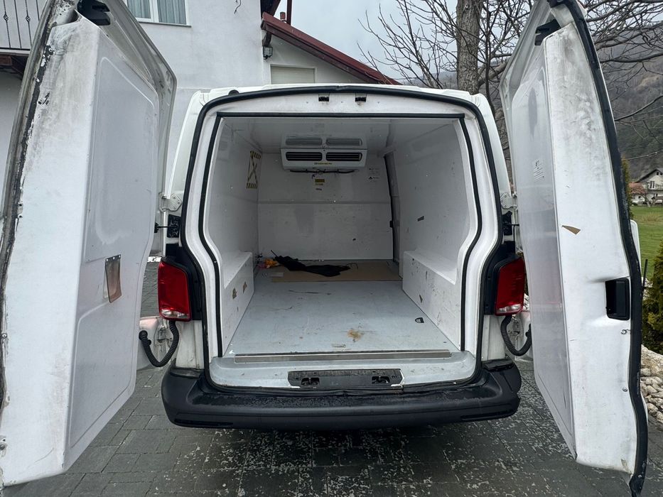VOLKSWAGEN Transporter 2020 — imagine 5
