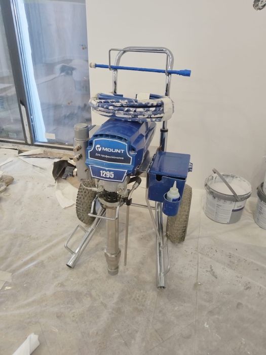 Безвоздушный краскопульт