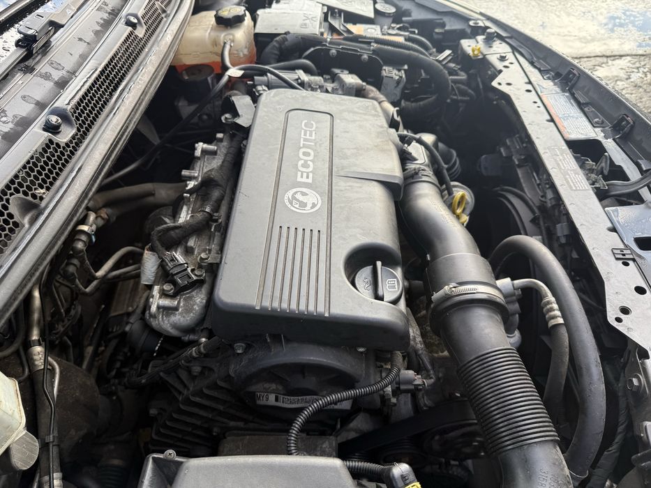 Motor Astra j 1.7 Cdti A17DTJ  159.000km fara anexe