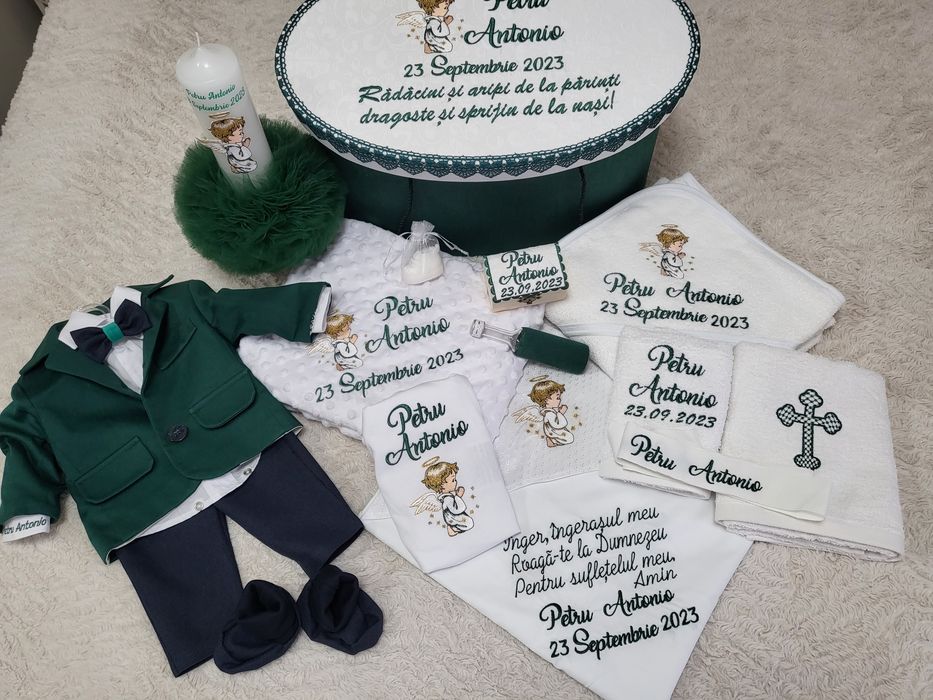 Trusouri botez  personalizate prin broderie