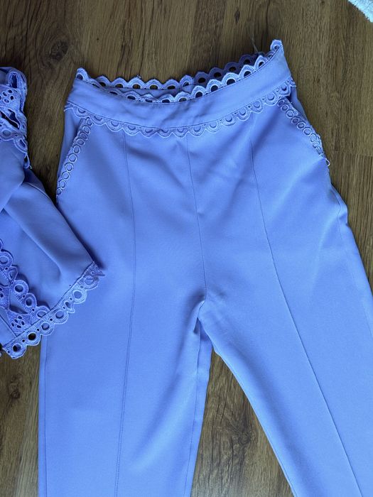 Дамски комплект с рязана дантела