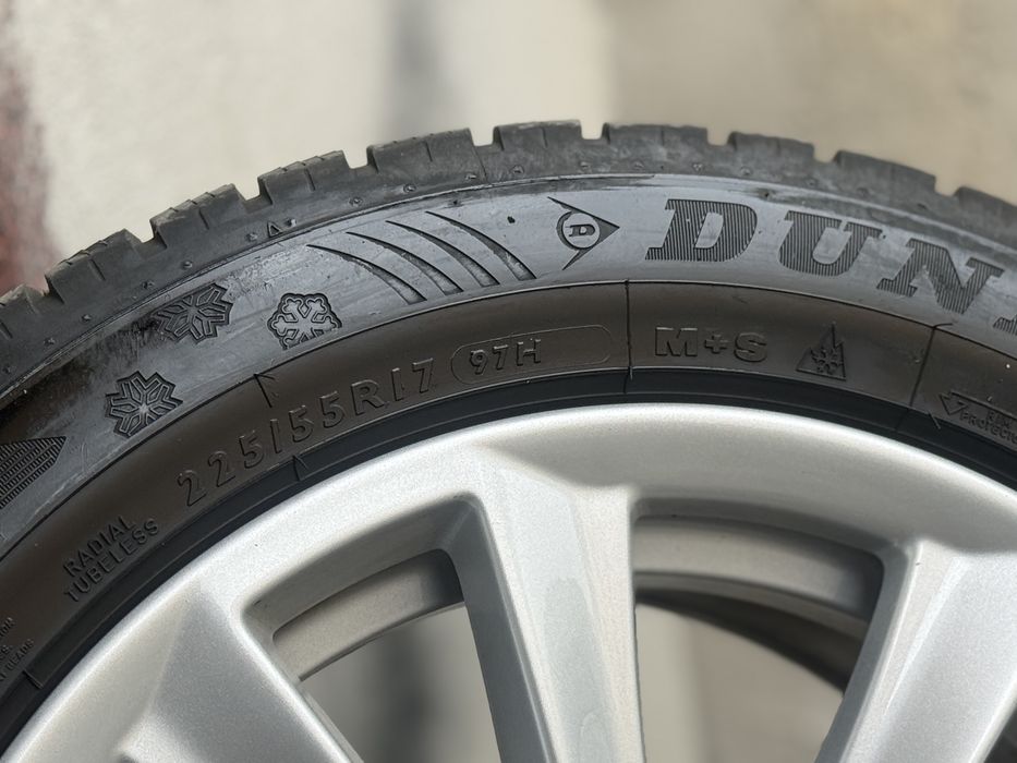 Jante aliaj BMW  F11 F10 4x Dunlop iarna  225/55R17