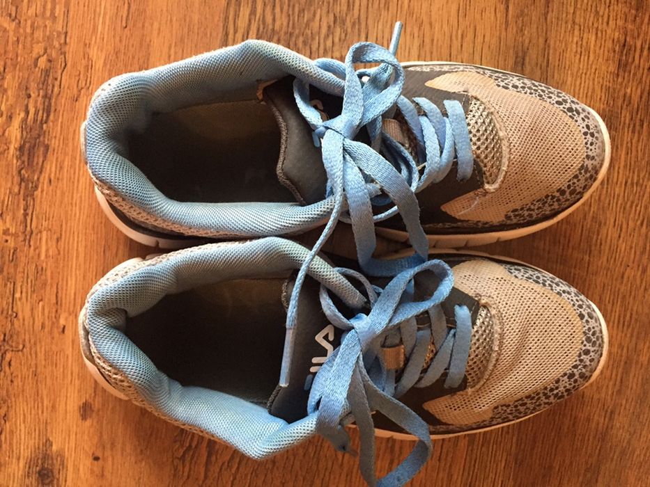 Дамски маратонки FILA-19лв!