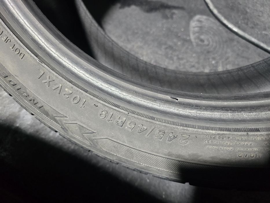 Anvelope 245/45 R19 TRISTAR