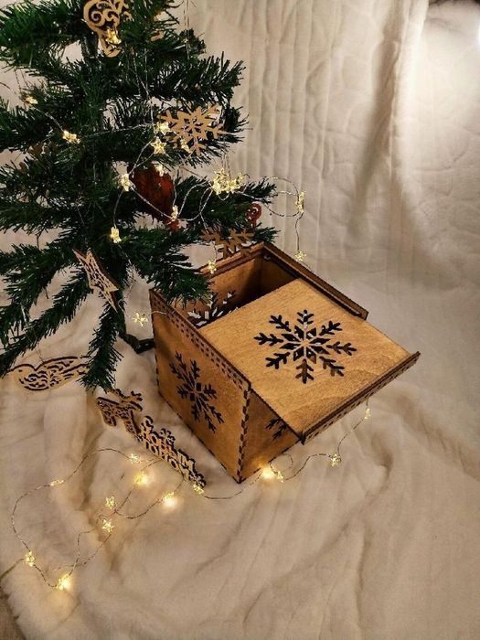 Подарочные боксы, коробки