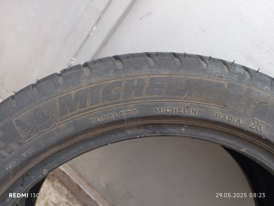 Летни гуми 215/45/16-8мм грайфер Мишелин