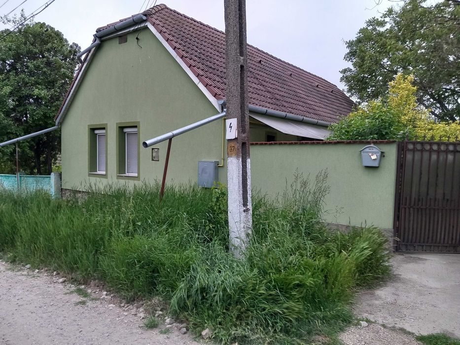 Casa cu teren de 2000 mp Vinga
