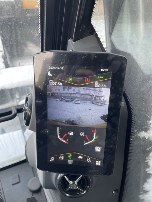 Колесный экскаватор LOVOL FW215F