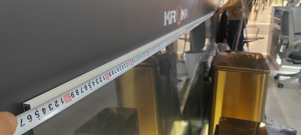 Срочно Продам ветринное стекло