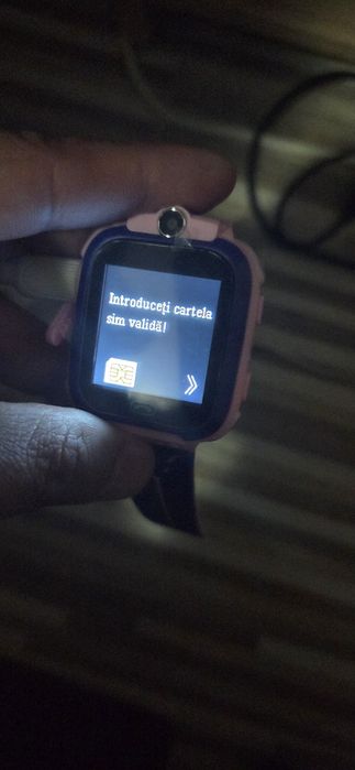 Ceas smart cu cartela