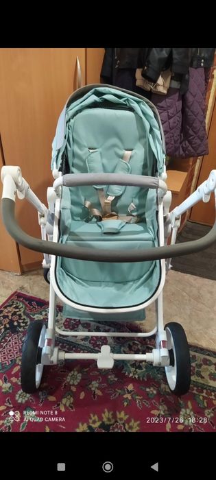 Продам демисезонную детскую коляску