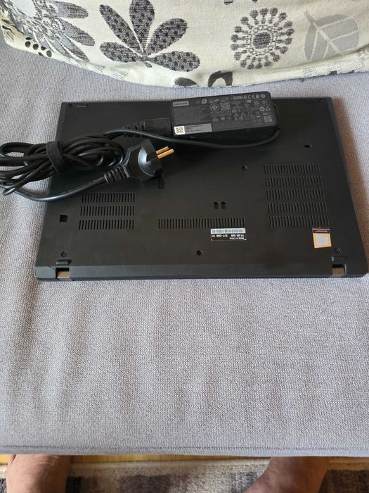 Interfata ELM  cu laptop Lenovo T490 I-5 Gen. 8 2,5  cu RAM DDR4-24GB